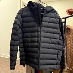 Men's LuluLemon Black Puffer Jacket